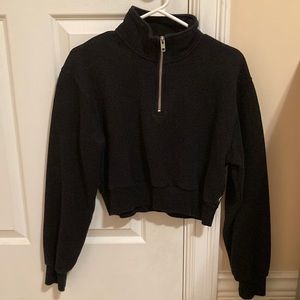 aritzia black quarter zip